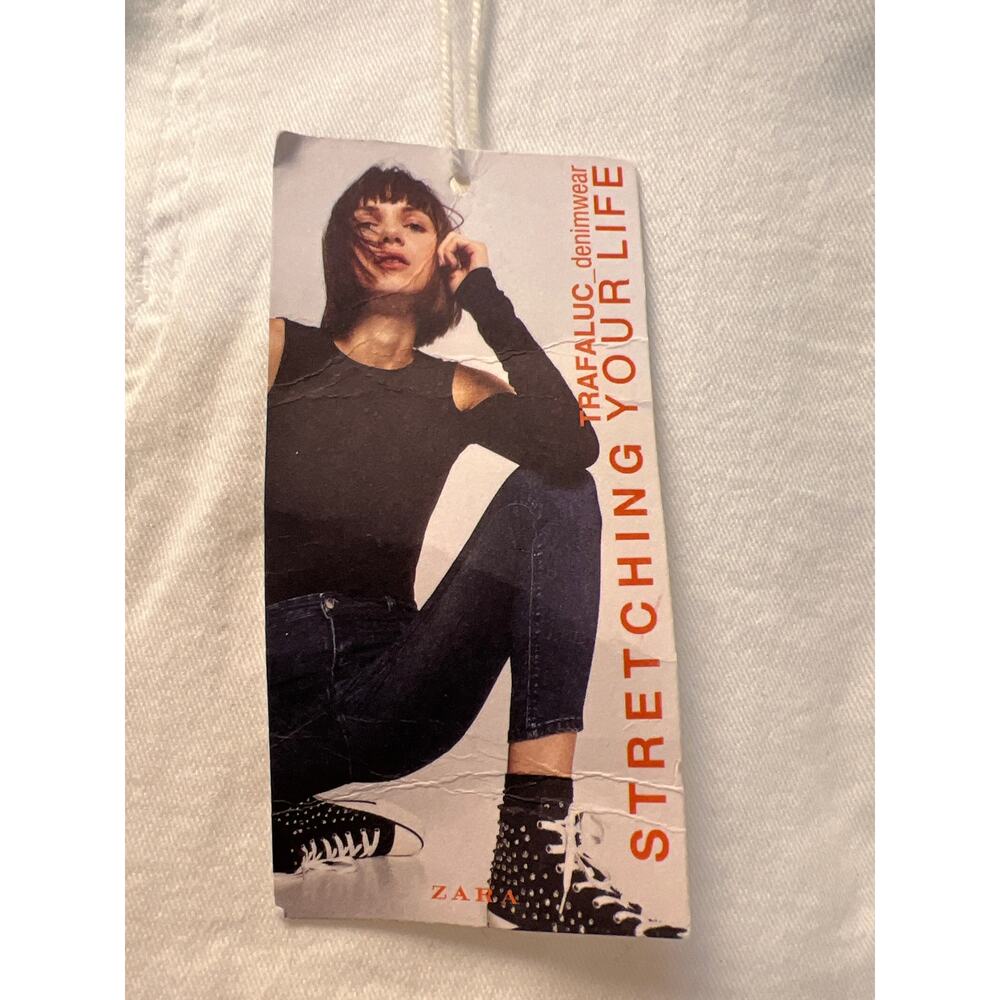 NWT Zara Women’s High Waist Ankle Distressed Trafaluc Denim Jeans‎ Size 4 White - Picture 3 of 8